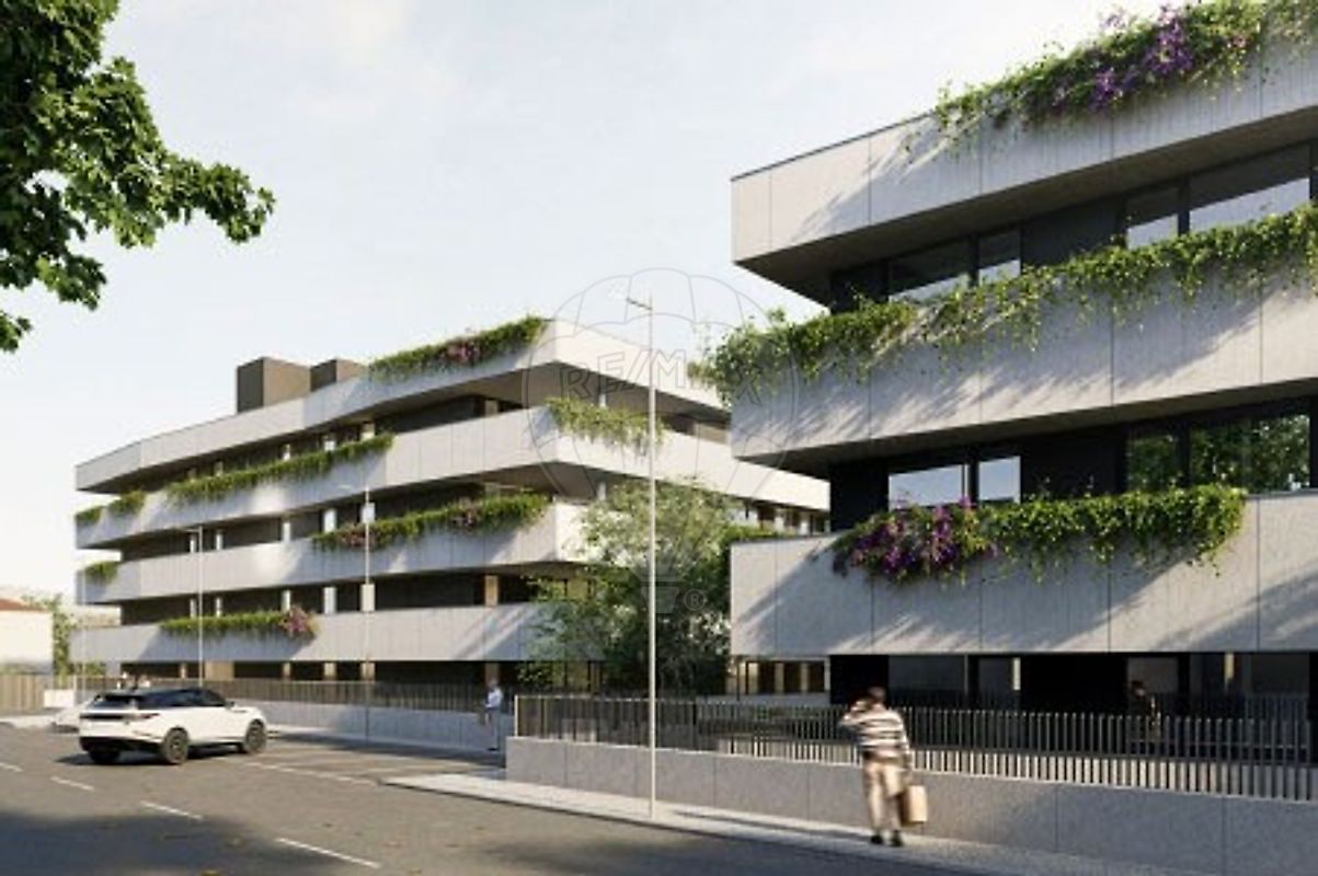 Apartamento T2 à venda em Chaves