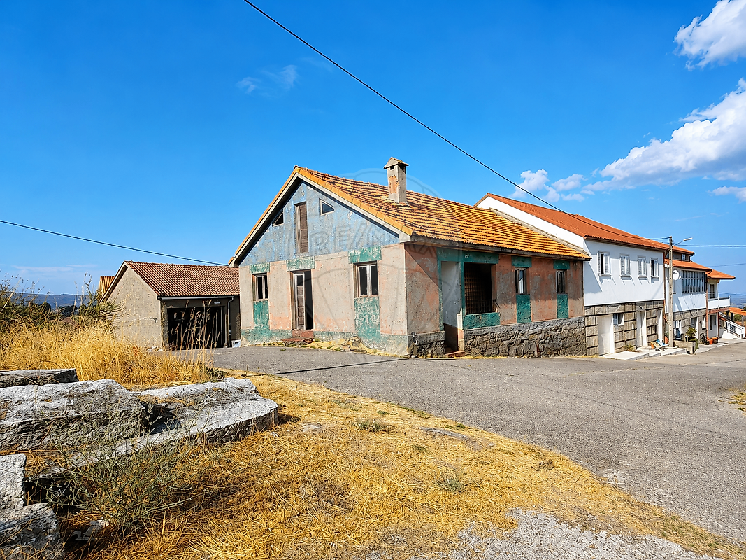 Moradia T4 - Santo André, Montalegre, Vila Real