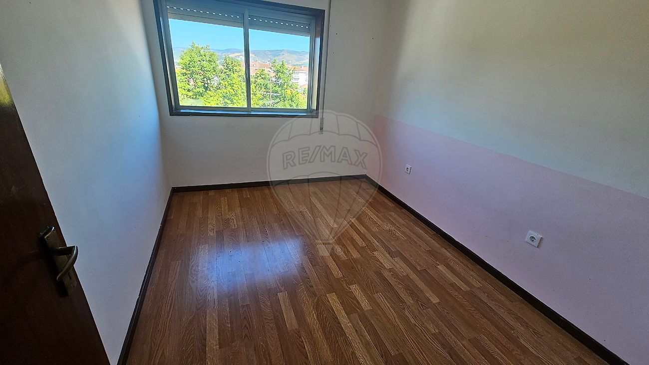 Apartamento T5 à venda em Santa Maria Maior, Chaves — foto 11