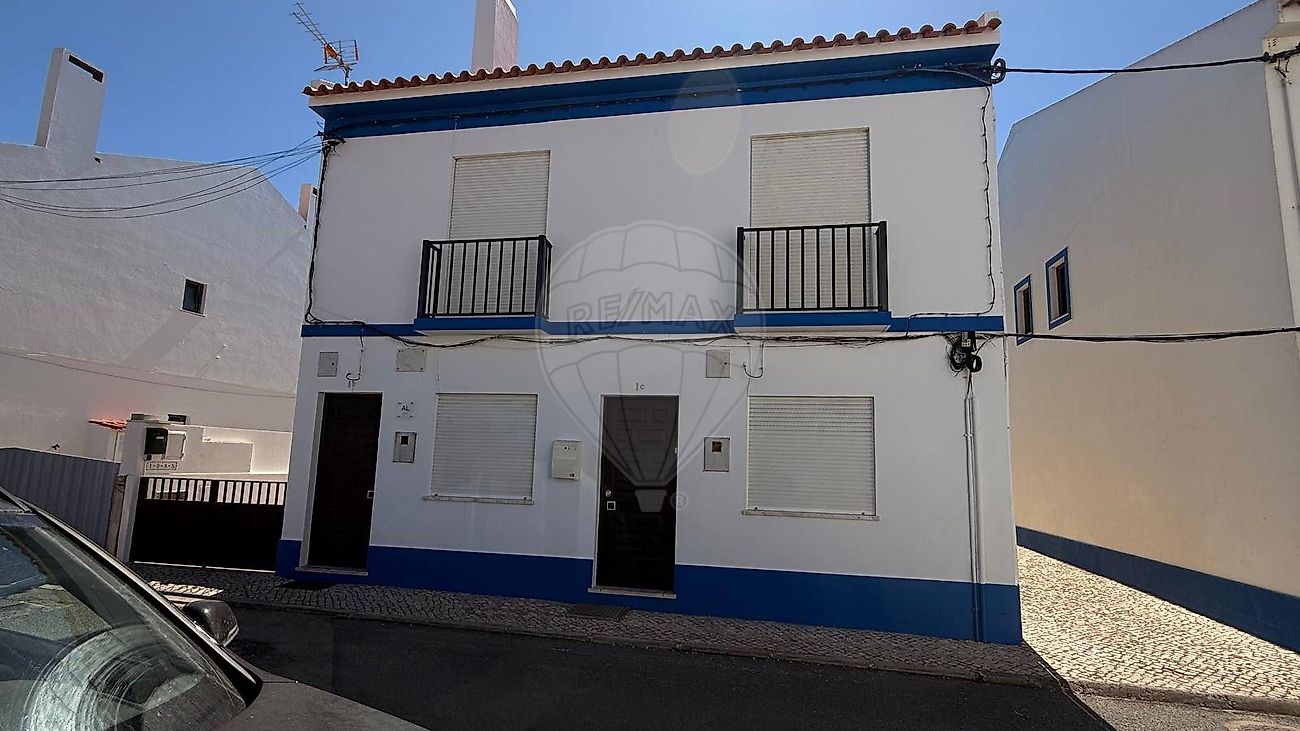 Moradia T3 para arrendar em Sines