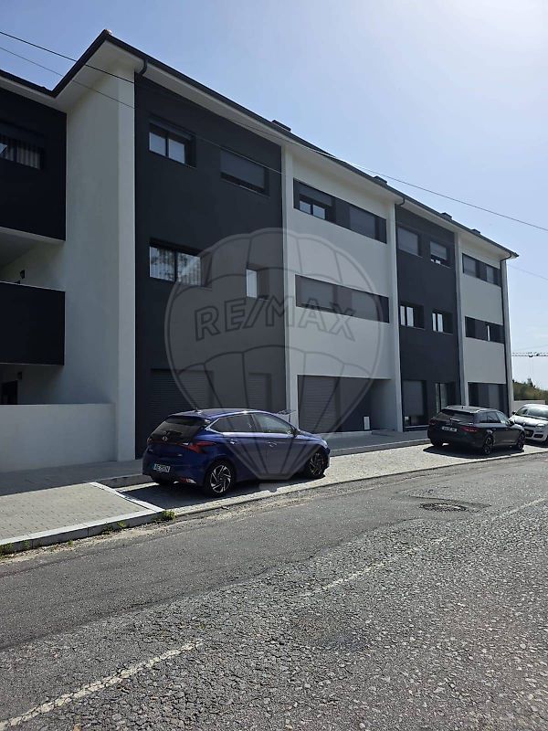 Apartamento T2 à venda em Paços de Ferreira