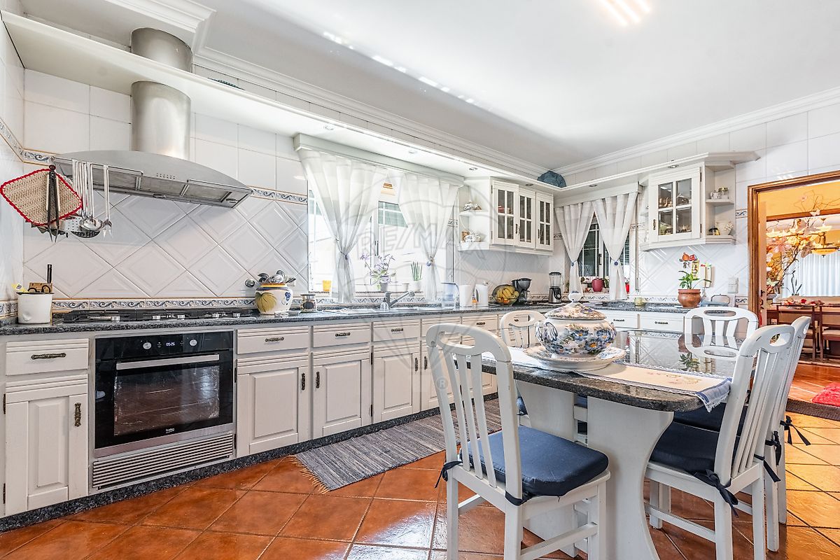 listing 123711030-197 picture-0