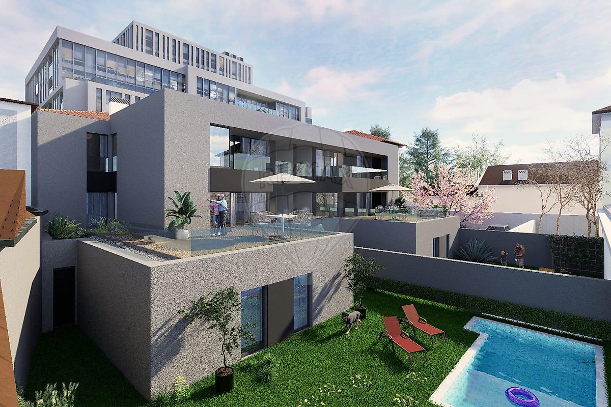 Apartamento T3 à venda em Porto