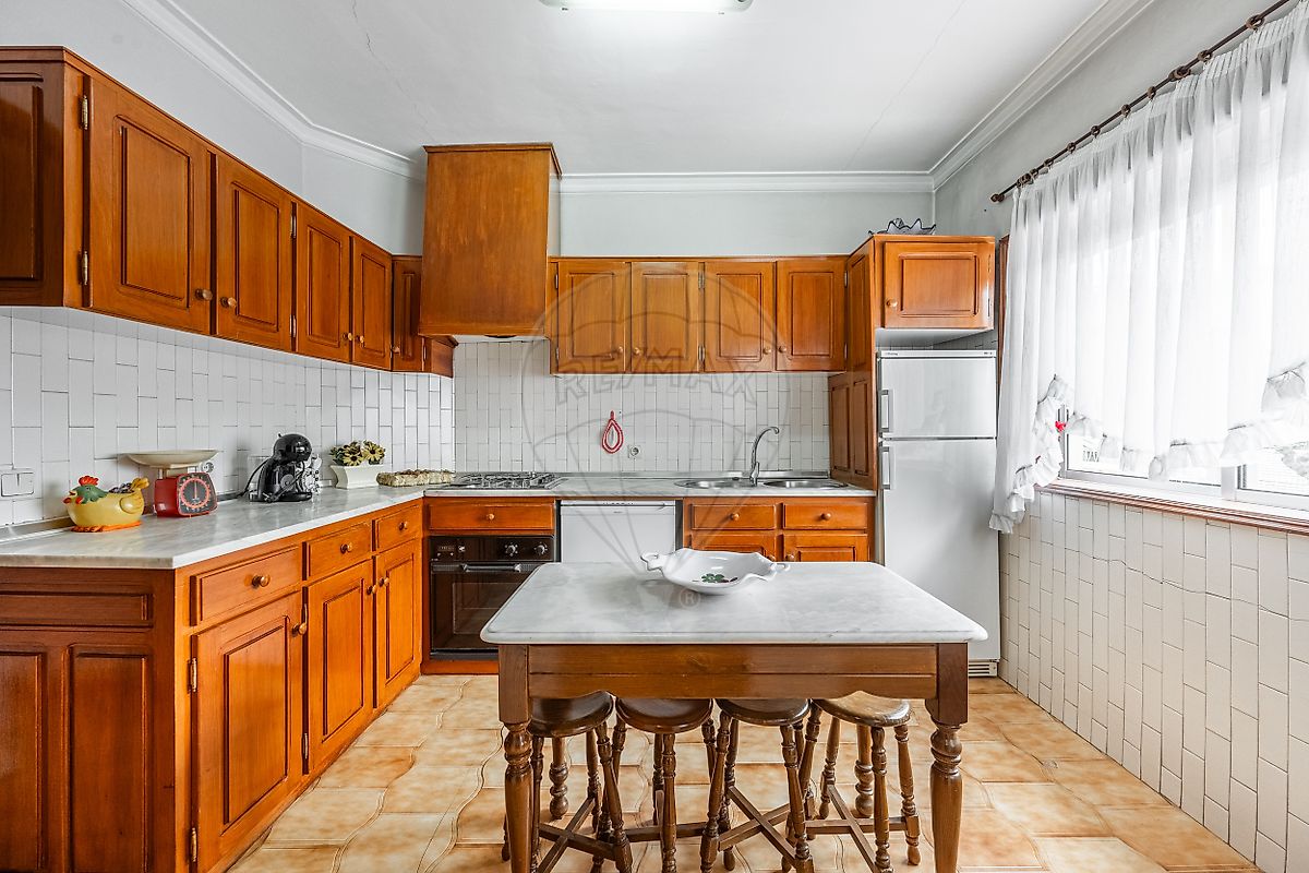 Apartamento T2 à venda em Santo Tirso, Couto (Santa Cristina e São Miguel) e Burgães, €275.000