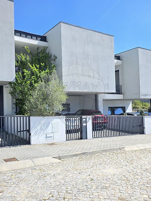 Moradia - Sanfins Lamoso Codessos, Paços de Ferreira, Porto