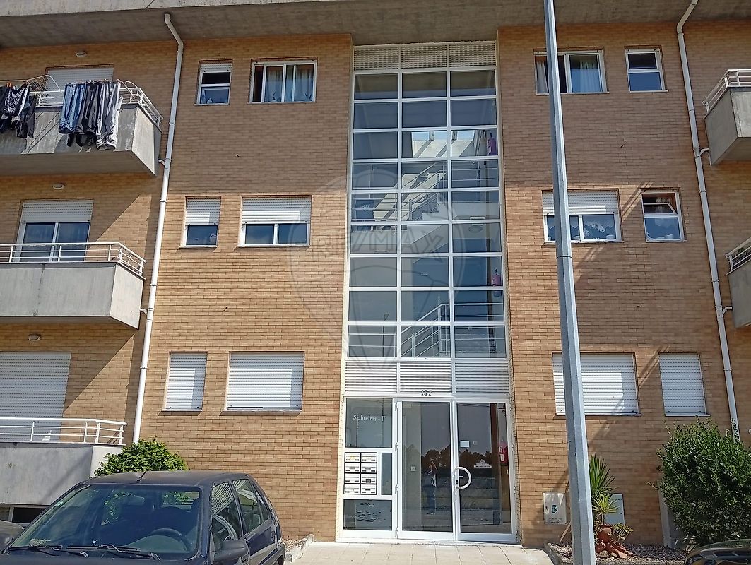 Apartamento T3 à venda em Paços de Ferreira