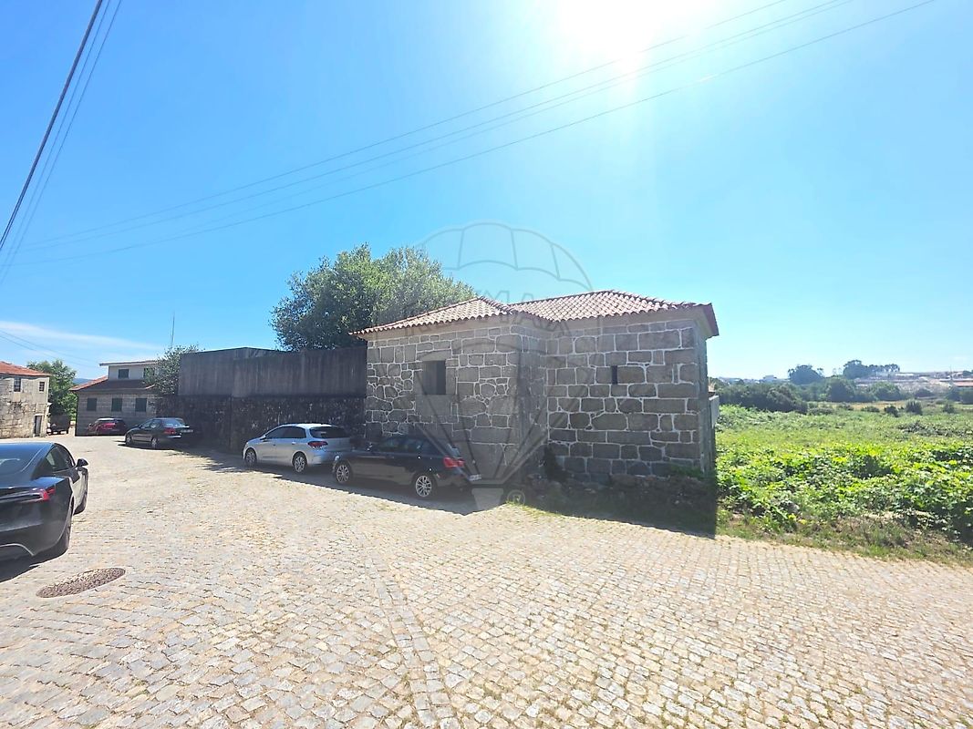 Apartamento T3 à venda em Paços de Ferreira