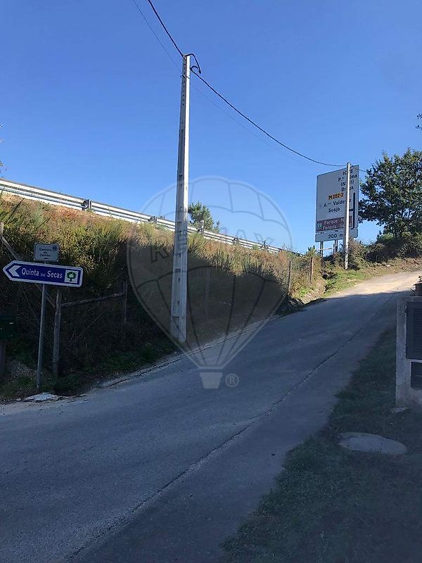Land for sale in Arcos de Valdevez, Portugal — €260,000