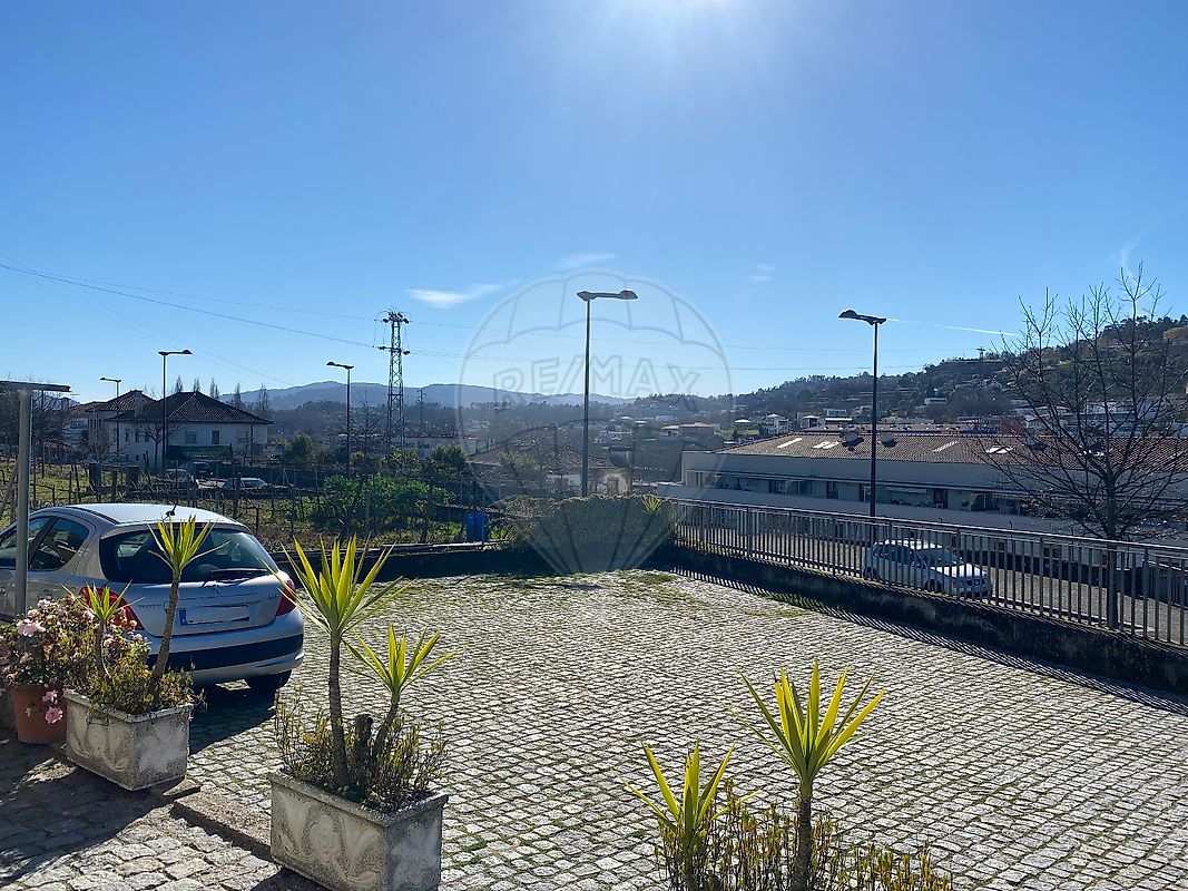 listing 123721040-46 picture-0