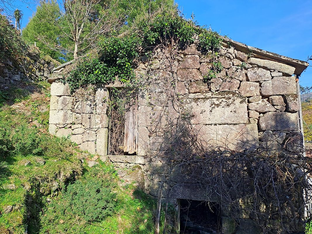 Terreno à venda em Arcos de Valdevez