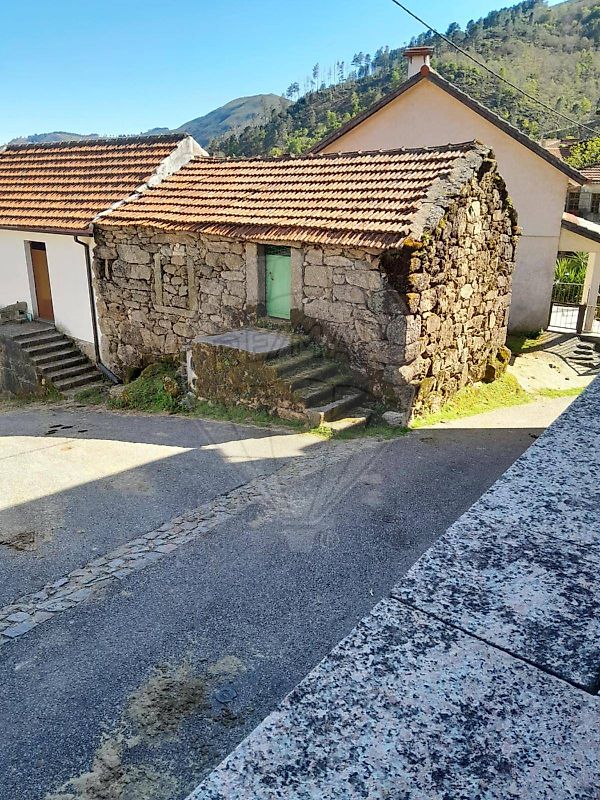 Moradia T0 para venda