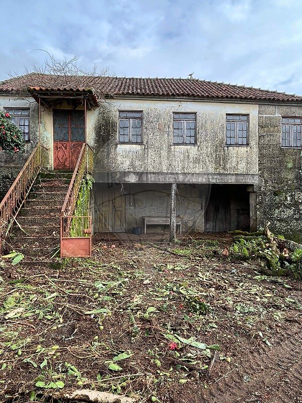 Moradia - São Jorge e Ermelo, Arcos de Valdevez, Viana do Castelo