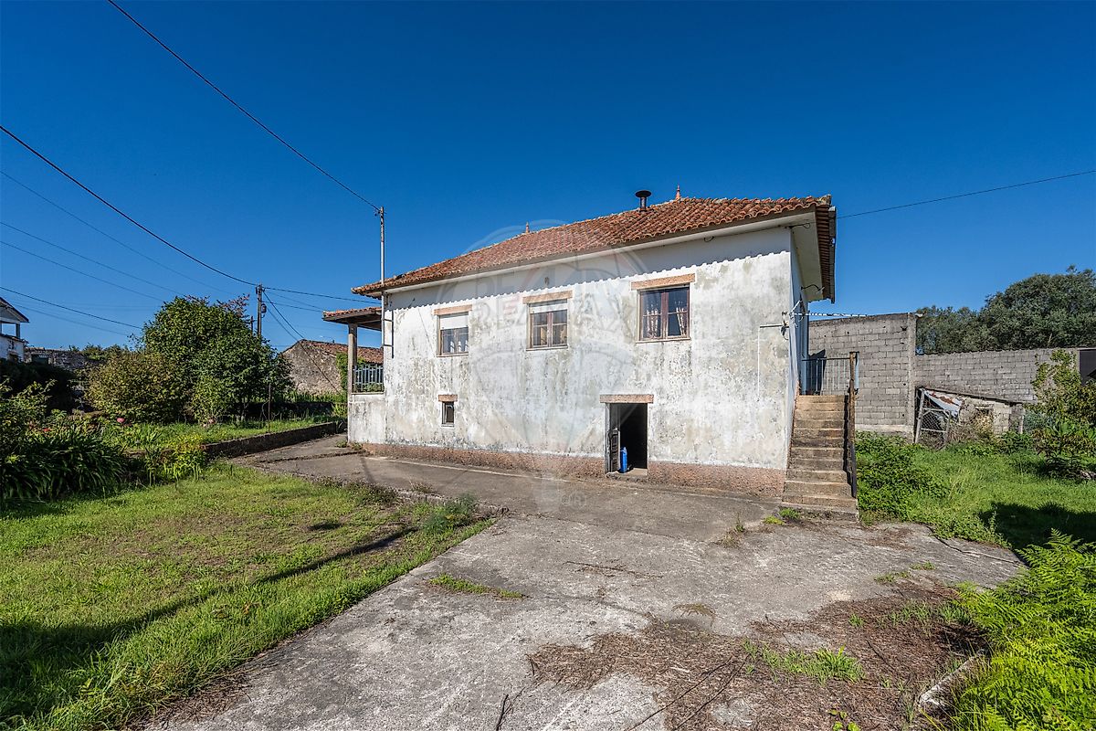 Moradia T0 em Vitorino das donas, €175.000