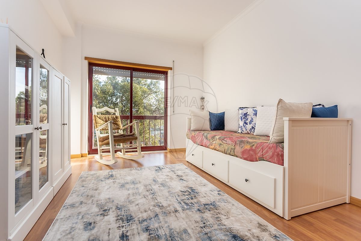 listing 123741320-25 picture-0