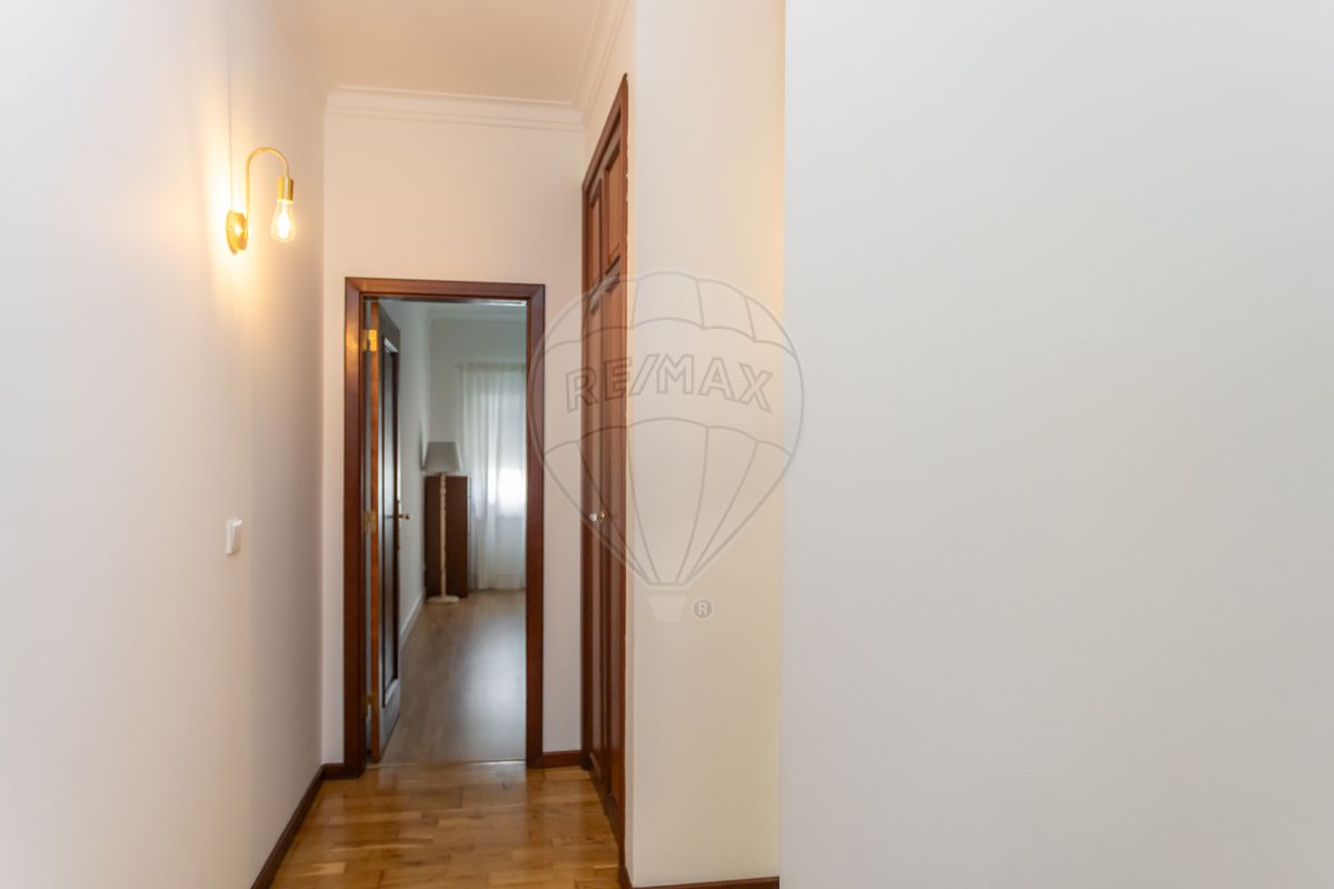listing 123741117-175 picture-0