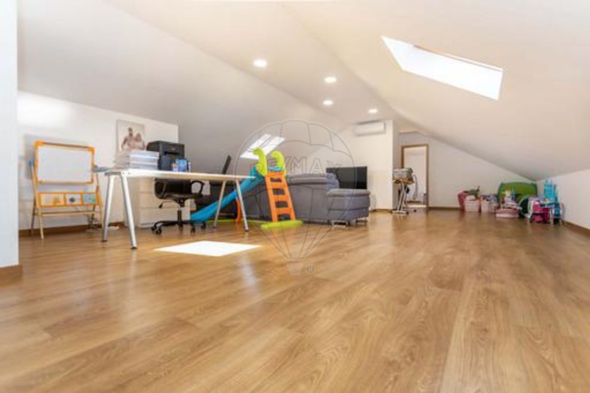 listing 123741333-15 picture-0