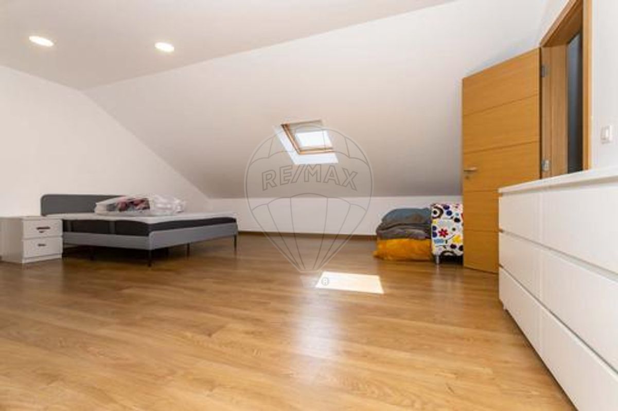 listing 123741333-15 picture-0
