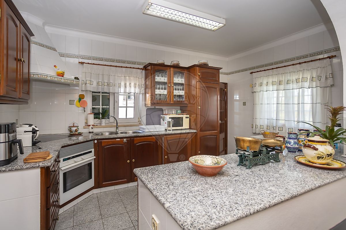 listing 123741332-15 picture-0