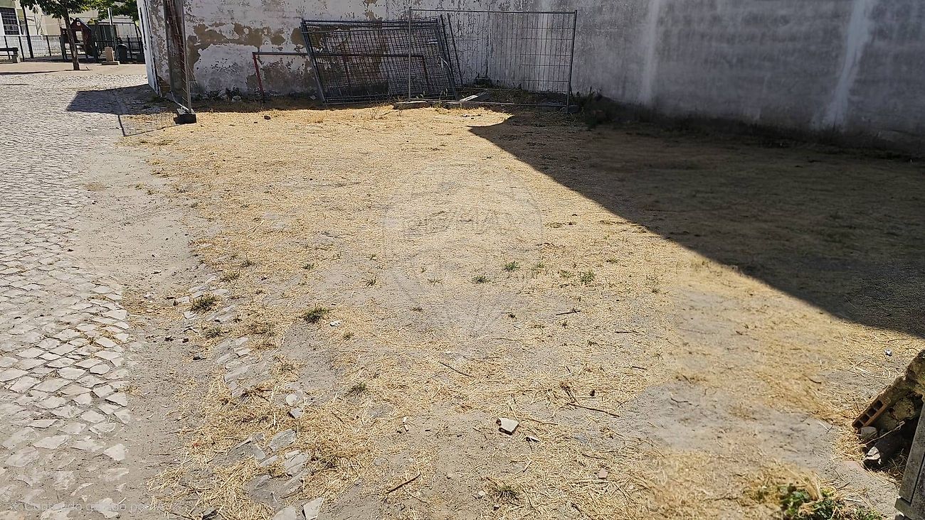 Moradia T2 à venda em Santo António da Charneca, Barreiro — foto 6