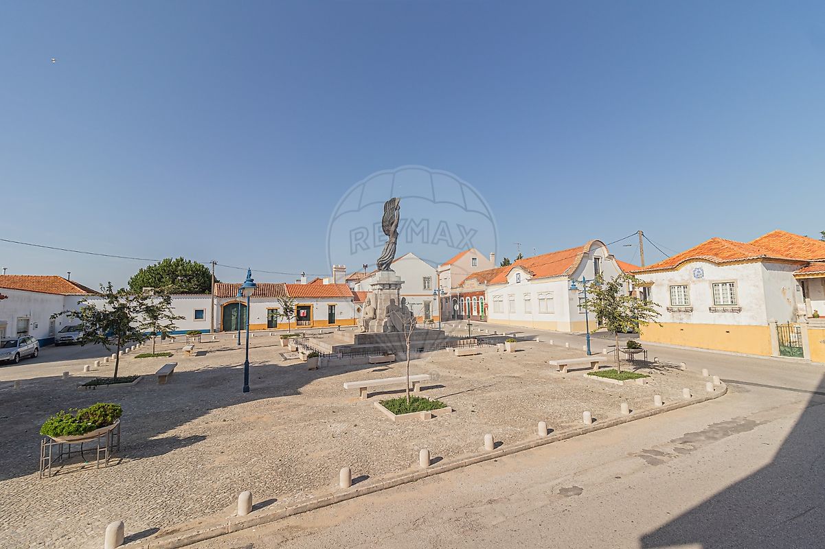 listing 123751480-2 picture-0