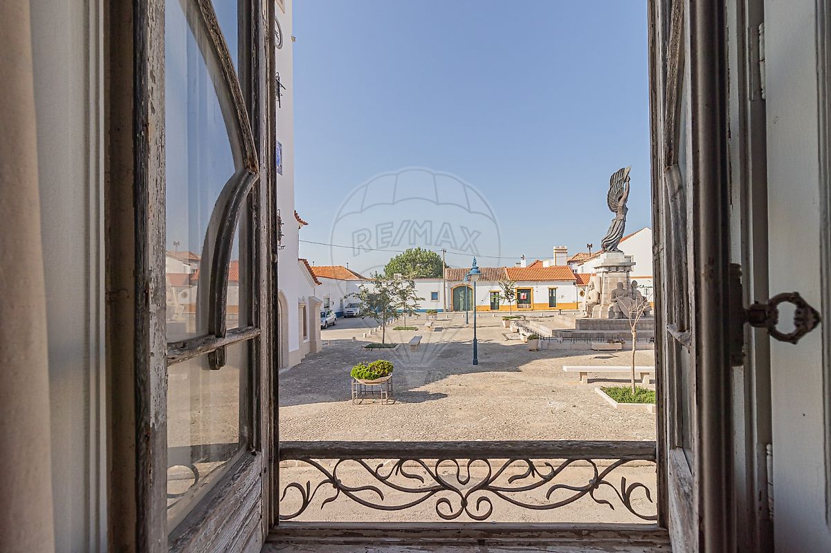 listing 123751480-2 picture-0