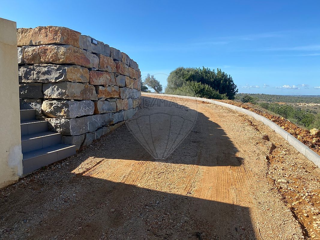 listing 123751366-22 picture-0