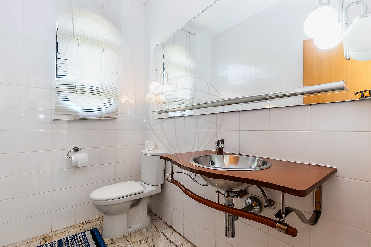 listing 123751599-8 picture-0