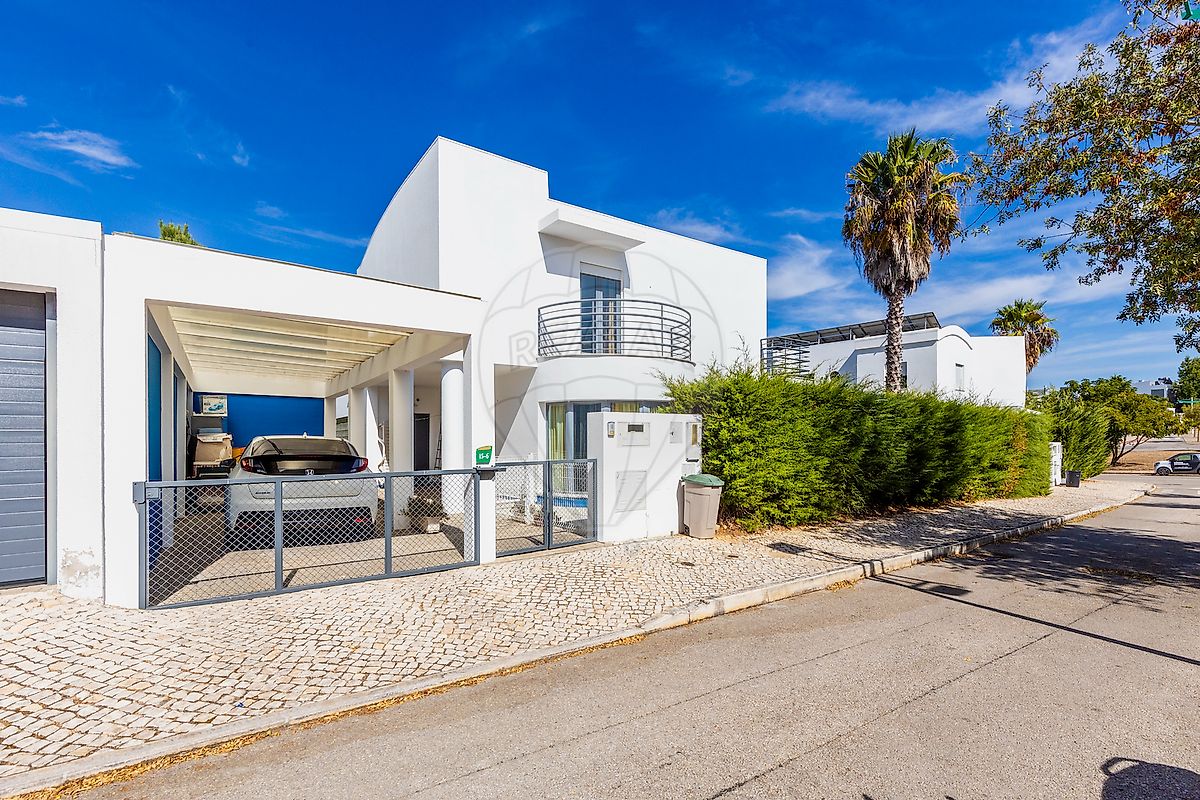 listing 123751599-8 picture-0