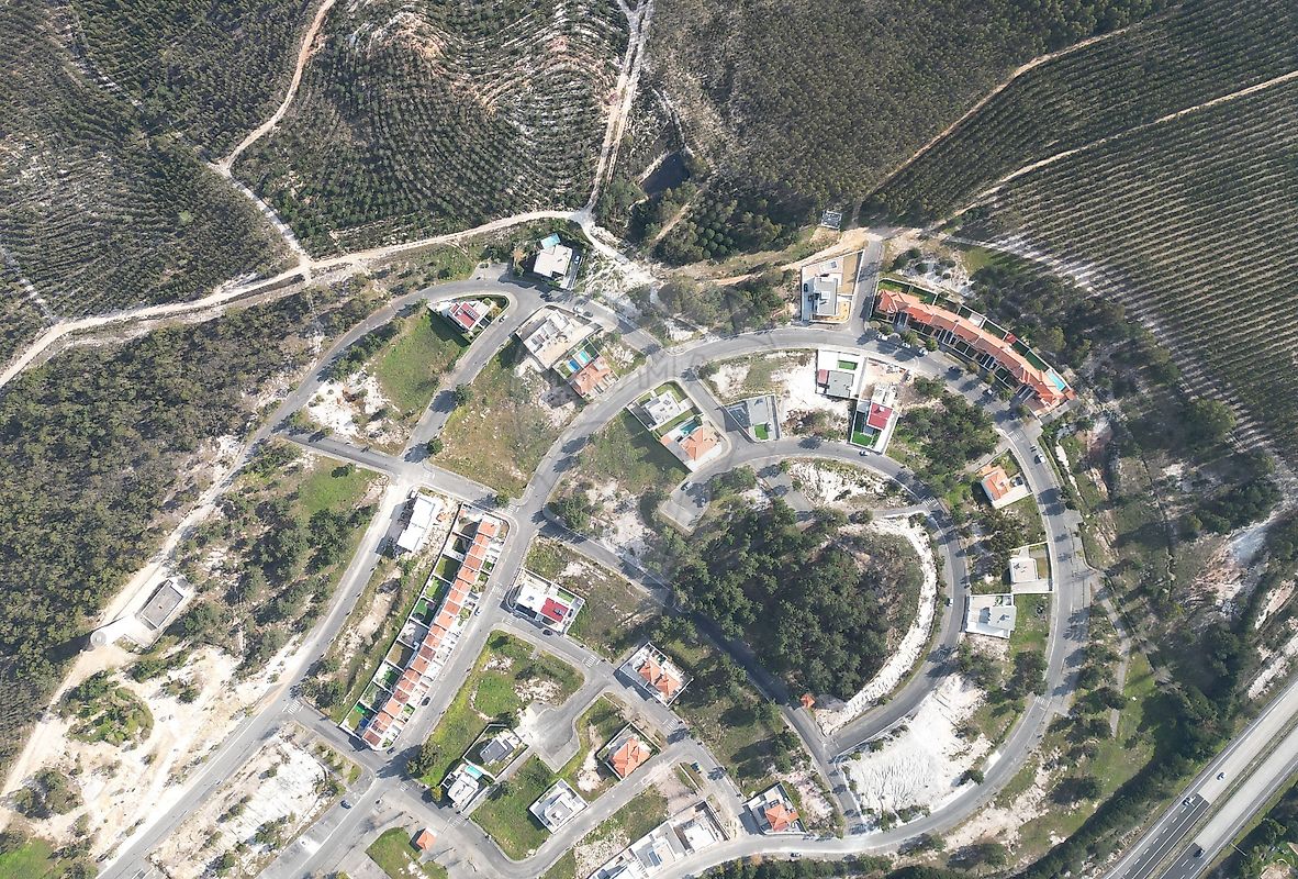 Moradia T4 à venda em Torres Vedras (São Pedro, Santiago, Santa Maria do Castelo e São Miguel) e Matacães, Torres Vedras — foto 17