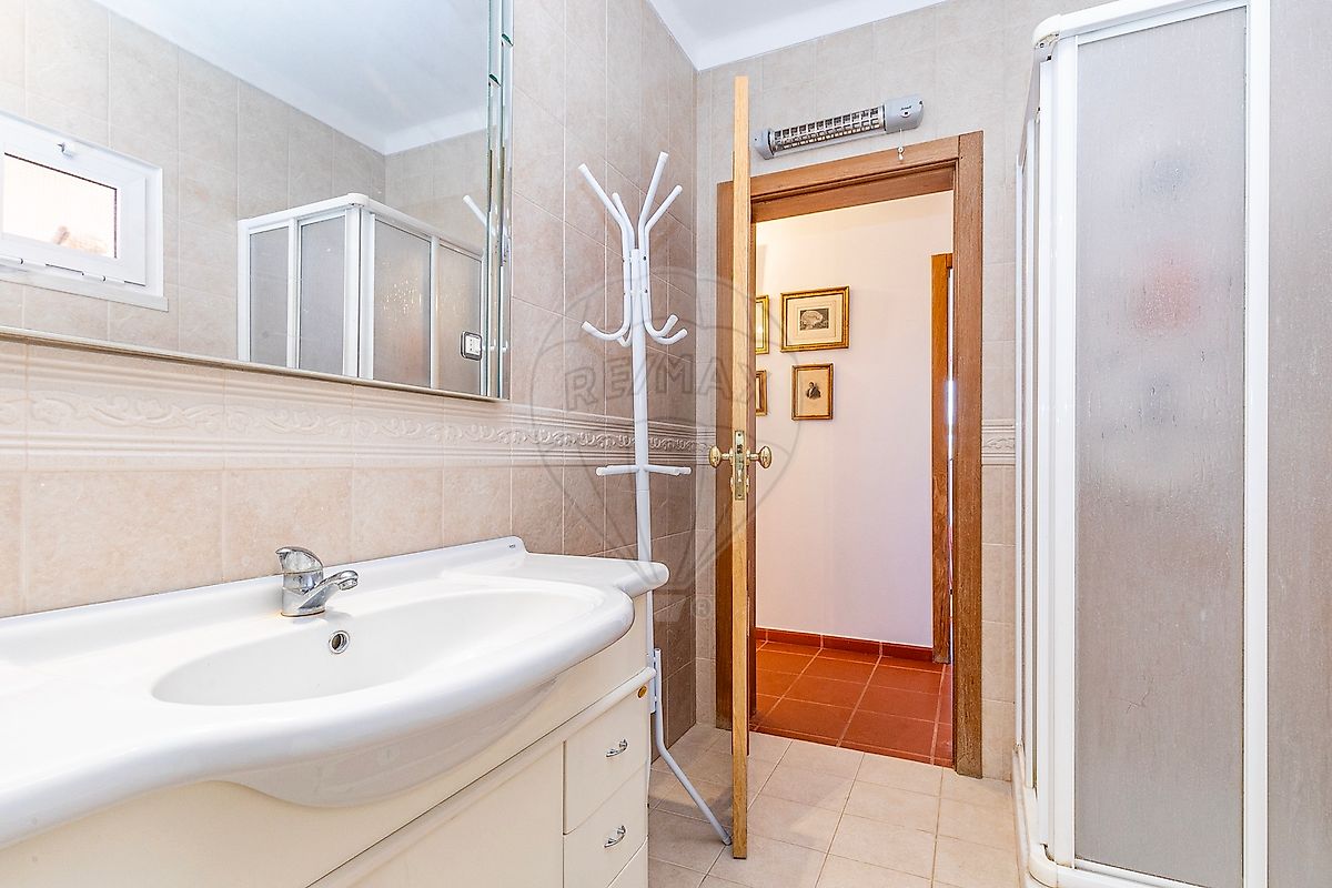 listing 123751564-68 picture-0