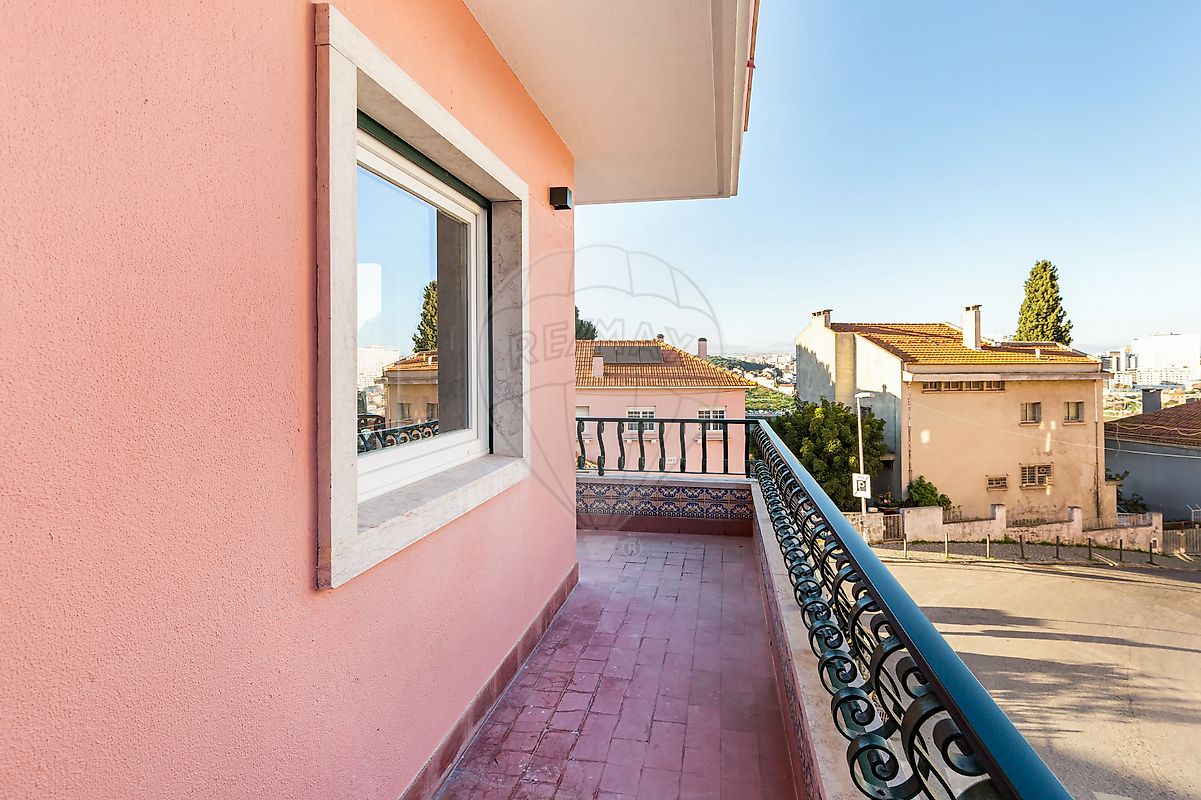 listing 123751650-1 picture-0