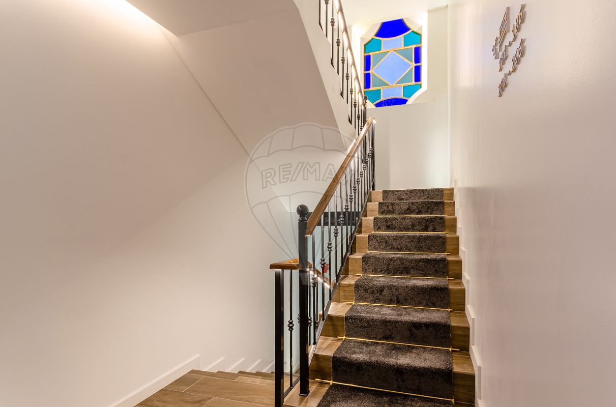 listing 123751149-208 picture-0
