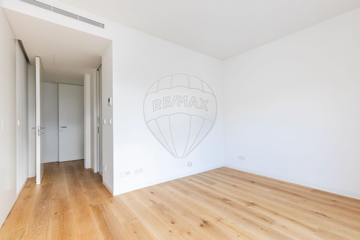 listing 123751149-209 picture-0