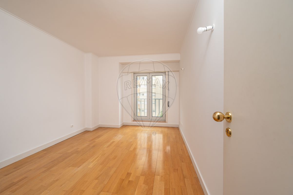 listing 123751090-70 picture-0