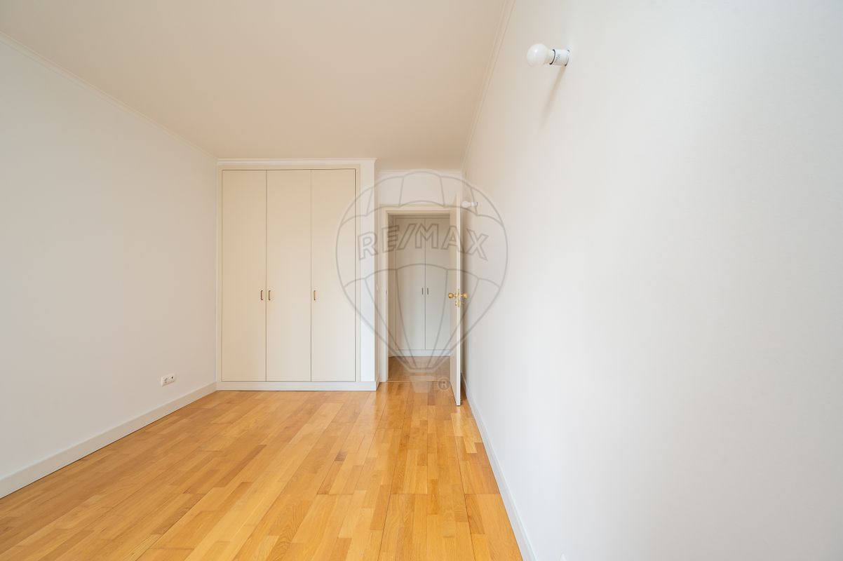 listing 123751090-70 picture-0