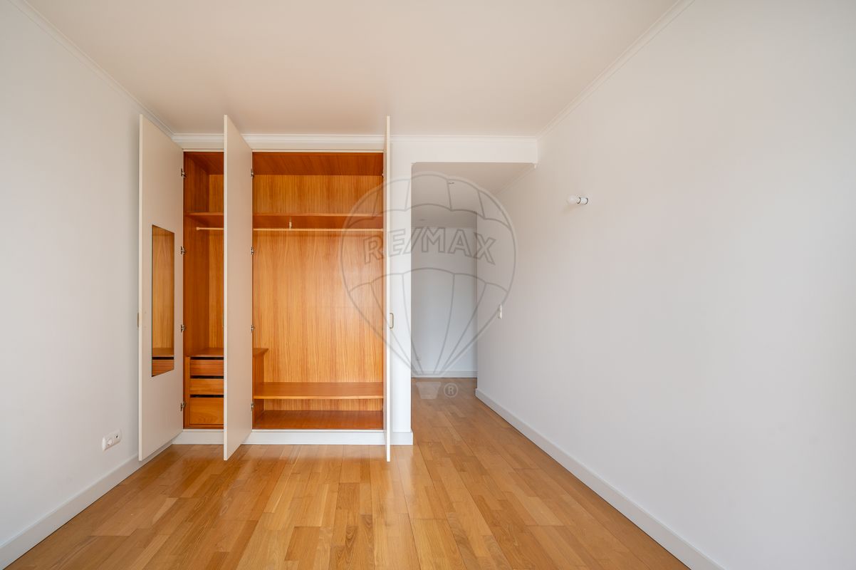 listing 123751090-70 picture-0
