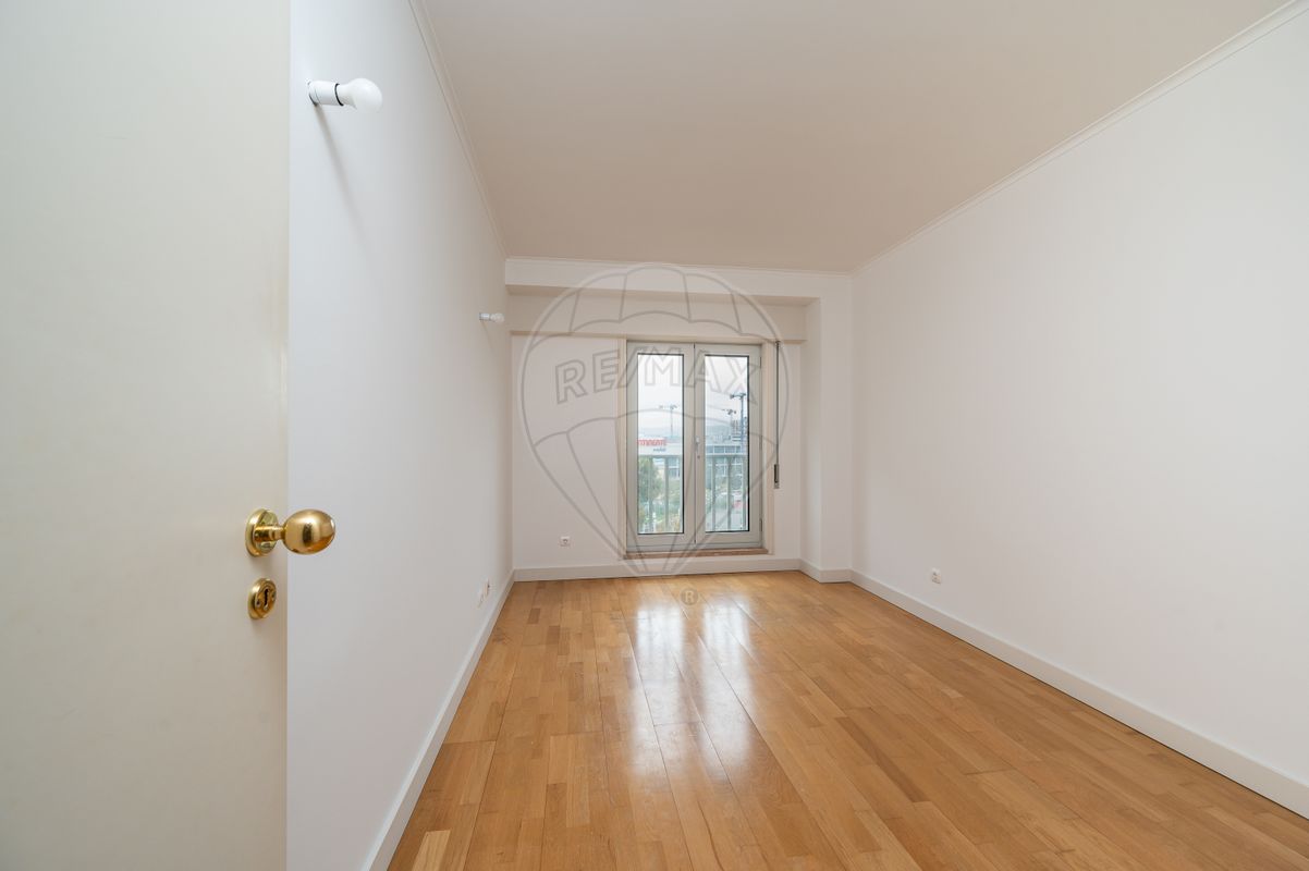 listing 123751090-70 picture-0