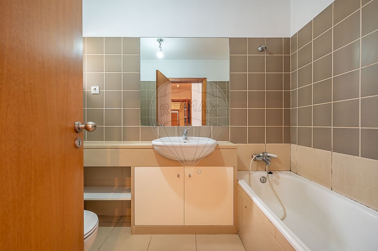 listing 123751444-46 picture-0