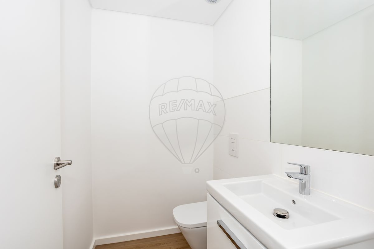 listing 123751579-24 picture-0