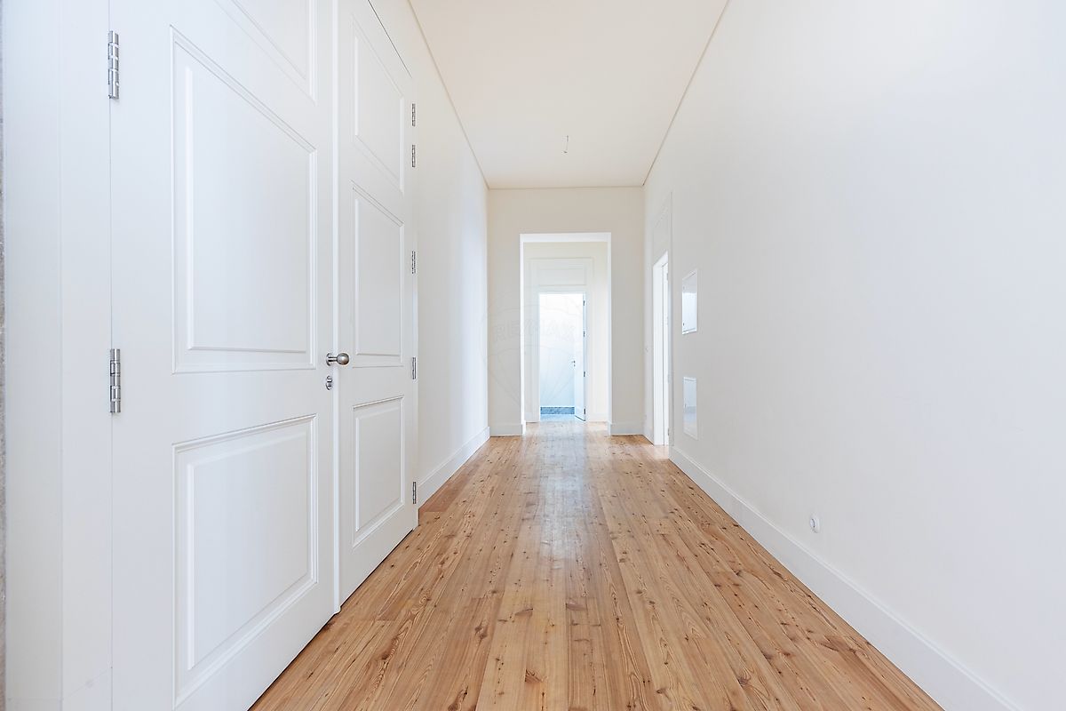 listing 123751149-215 picture-0