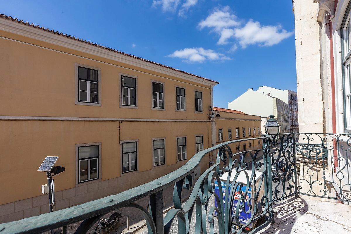 listing 123751149-215 picture-0