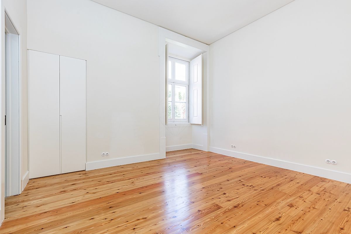 listing 123751149-215 picture-0