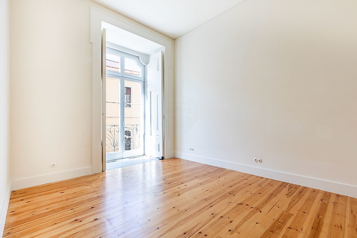 listing 123751149-215 picture-0