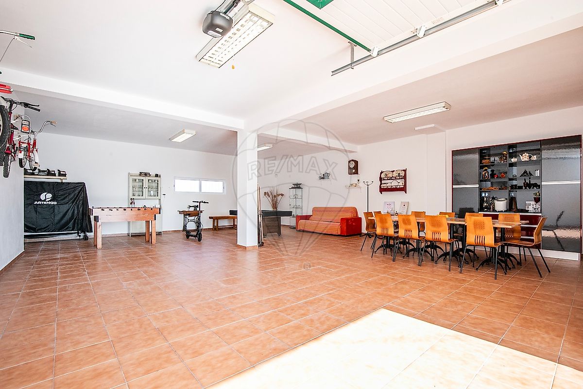 listing 123751463-19 picture-0
