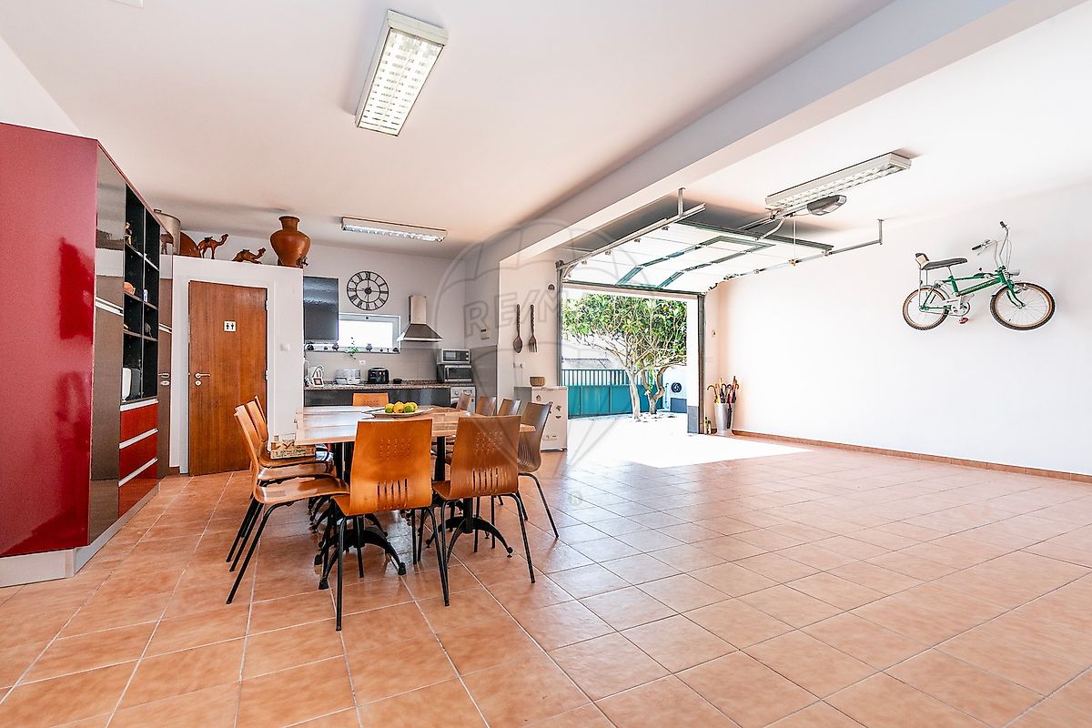 listing 123751463-19 picture-0