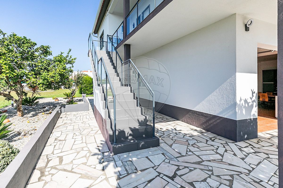 listing 123751463-19 picture-0