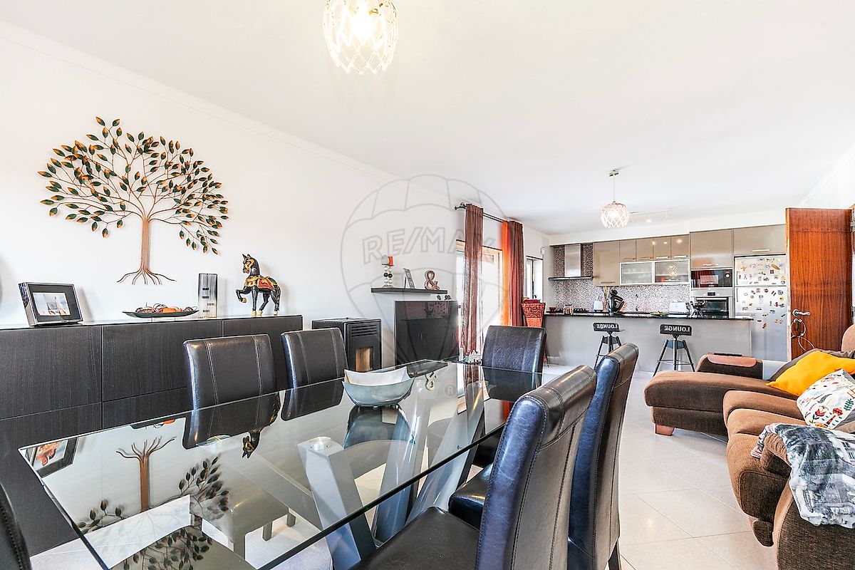 listing 123751463-19 picture-0