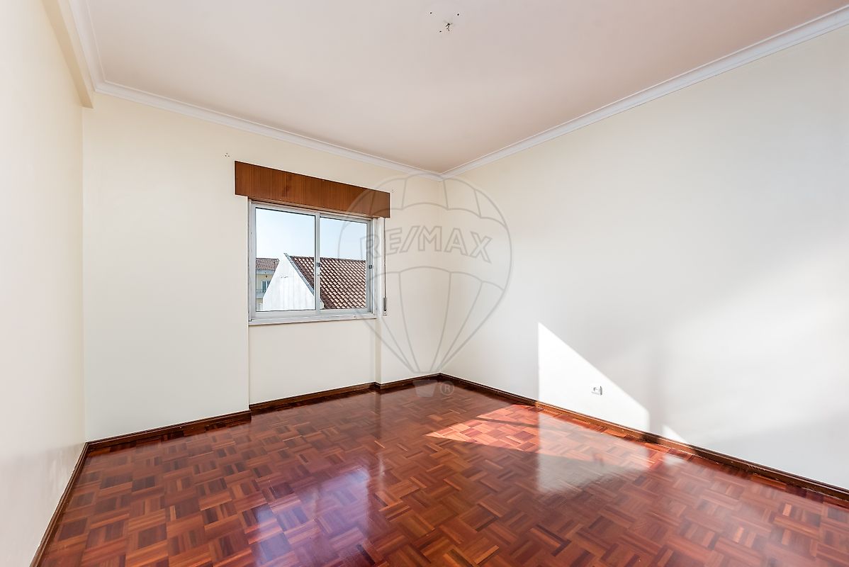 listing 123751689-3 picture-0