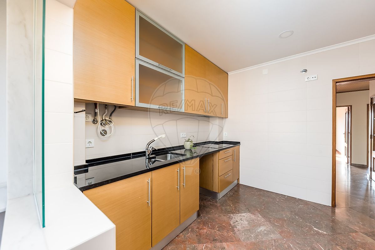 listing 123751689-3 picture-0