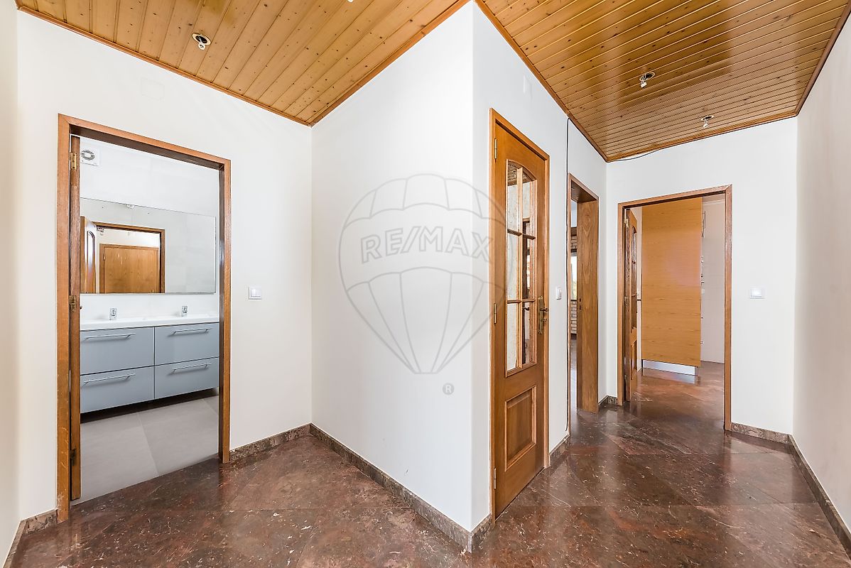 listing 123751689-3 picture-0